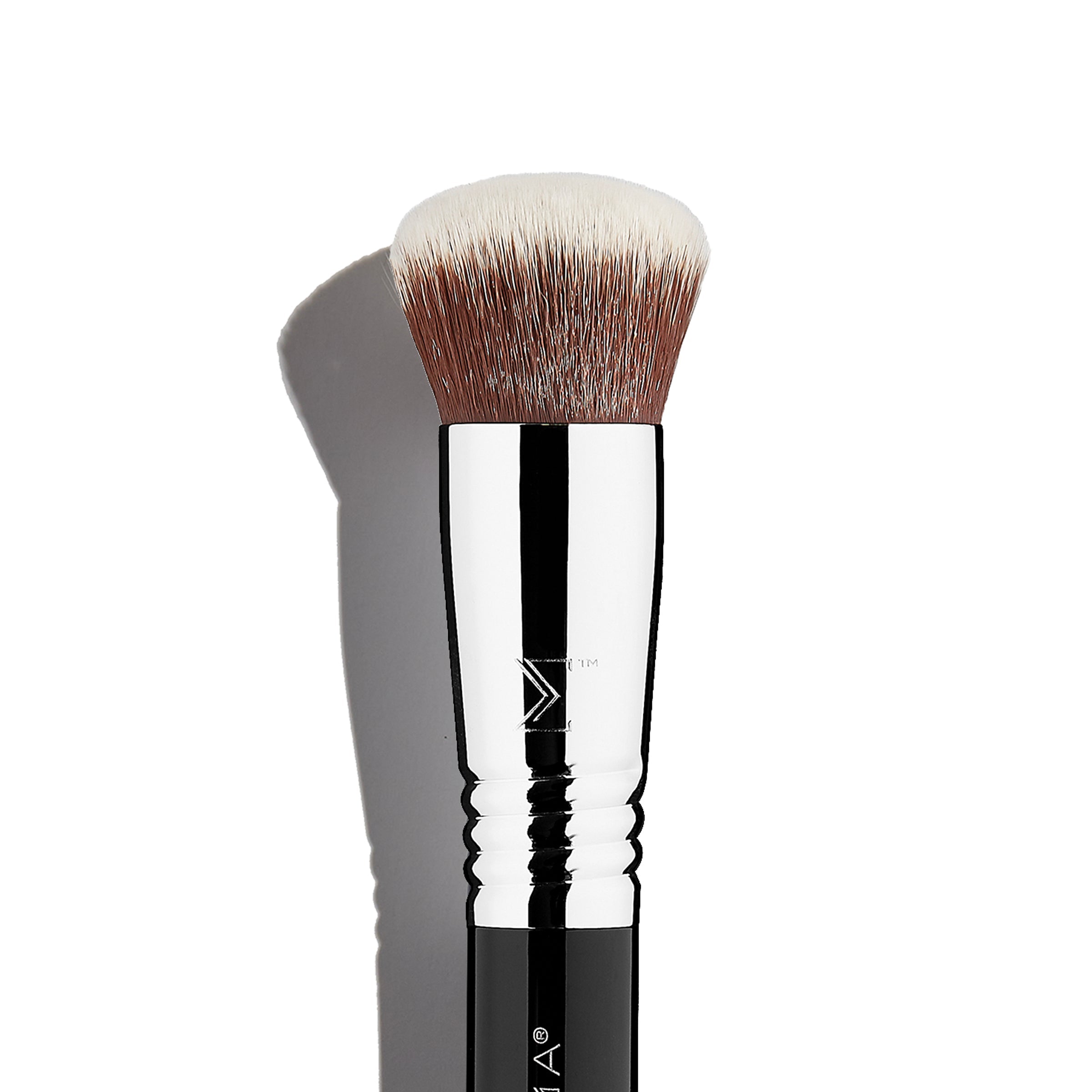F82 Round Kabuki™ Brush