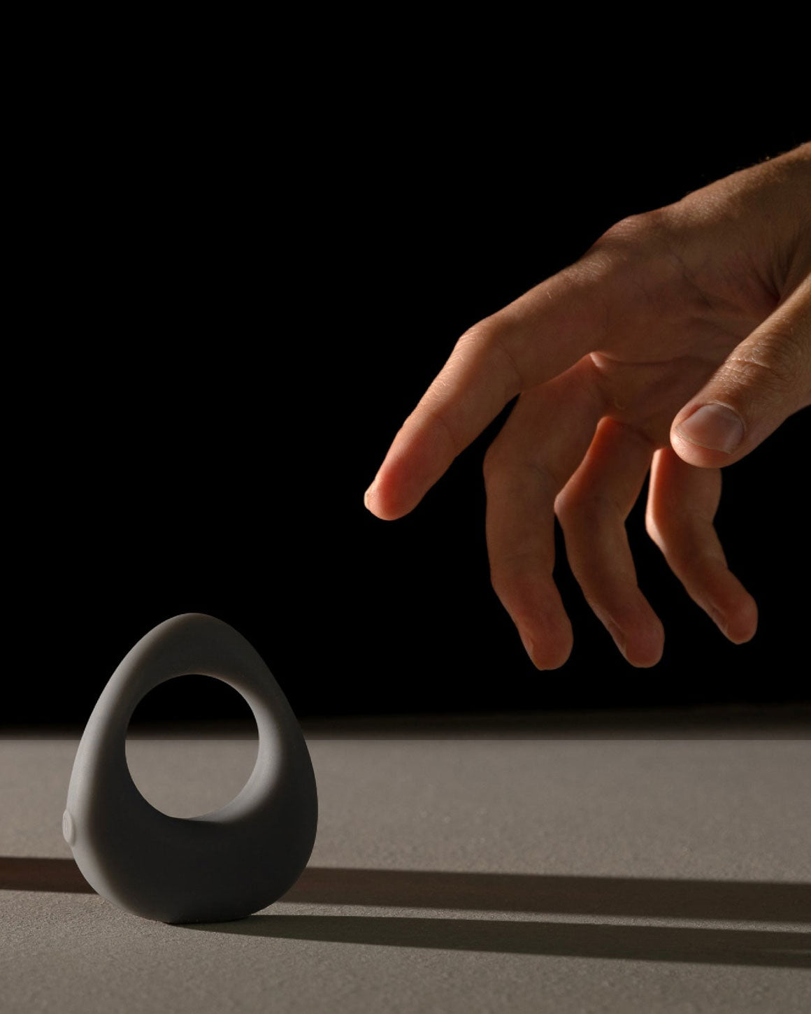 Maude - Band 5-Speed Vibrating Ring